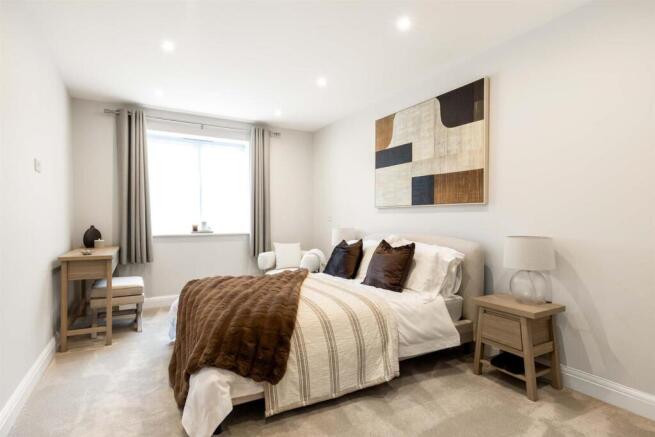 3 McLaren Court, 1 Cobham Road, KT22 9AU-3.jpg