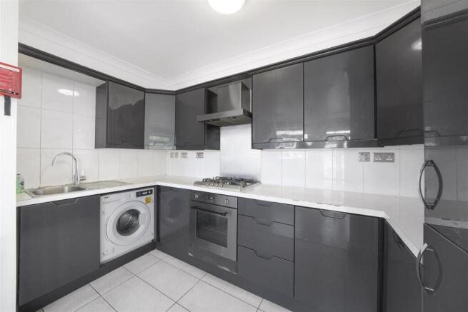 Flat 5 967 Harrow Road Wembley HA0 2SF - 011.jpg