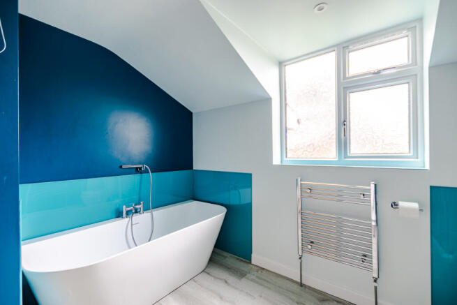 bathroom1b