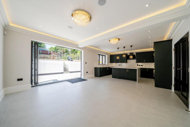 Kitchen/Dining