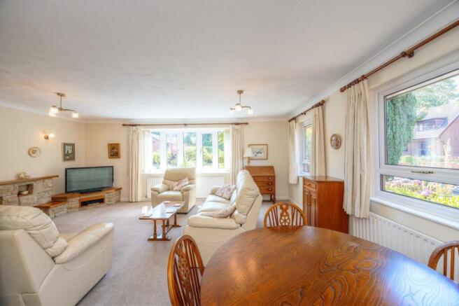 3 bed Detached Bungalow for sale Image 5