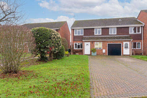 Cawkell Close, Stansted, Essex, CM24
