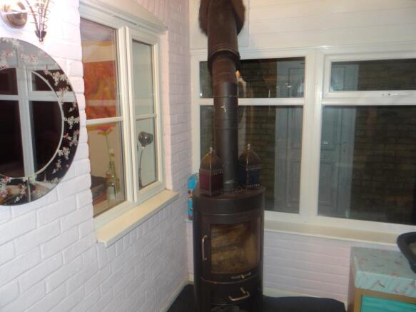 Log burner