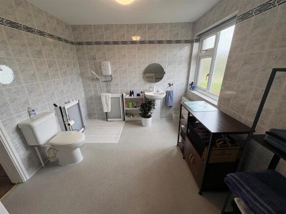 3 bed Detached for sale Image 7