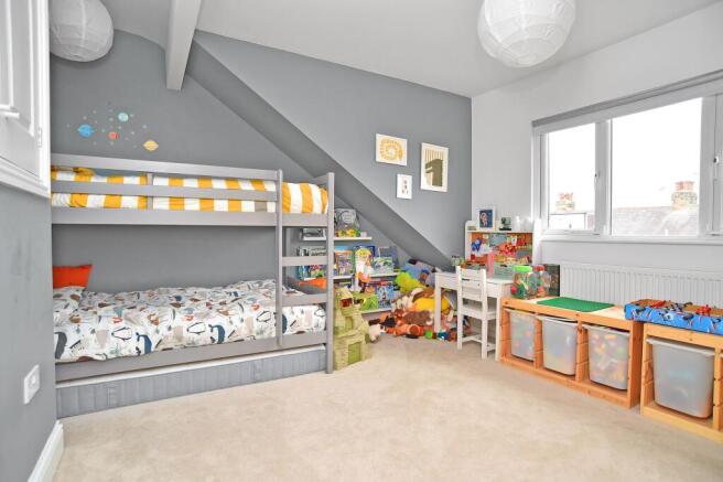 4 bed Terraced for sale Image 10