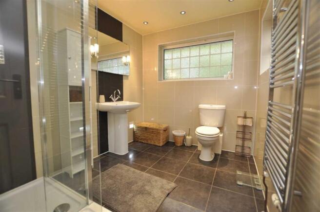 En suite shower room