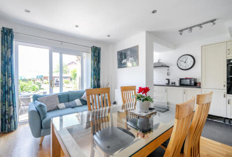 Badminton Road, Downend, Bristol, South Gloucestershire, BS16