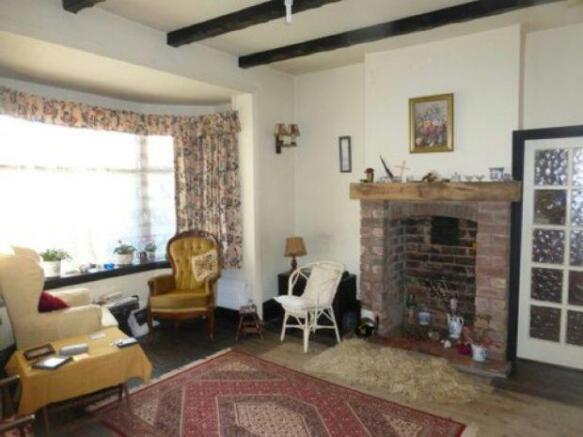 Dining/sitting room
