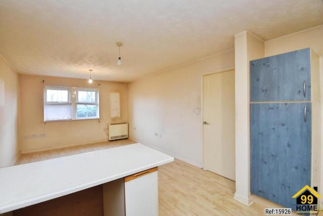 2 bed Apartment for sale Image 8