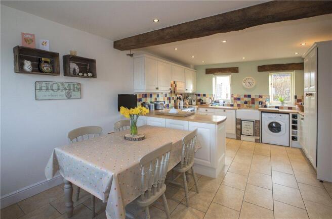 Kitchen/Dining Room
