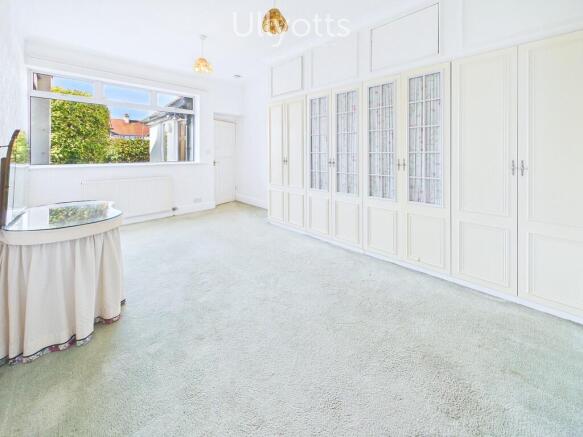 2 bed Apartment for sale Image 9