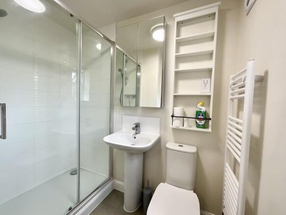 1 bed End of Terrace to rent Image 5