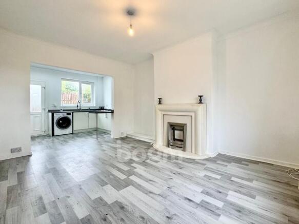 St Margarets Avenue, Dalry lounge