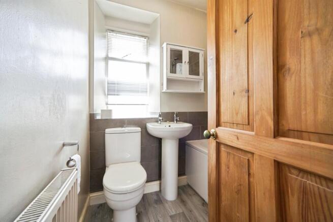 2 bed Cottage for sale Image 10