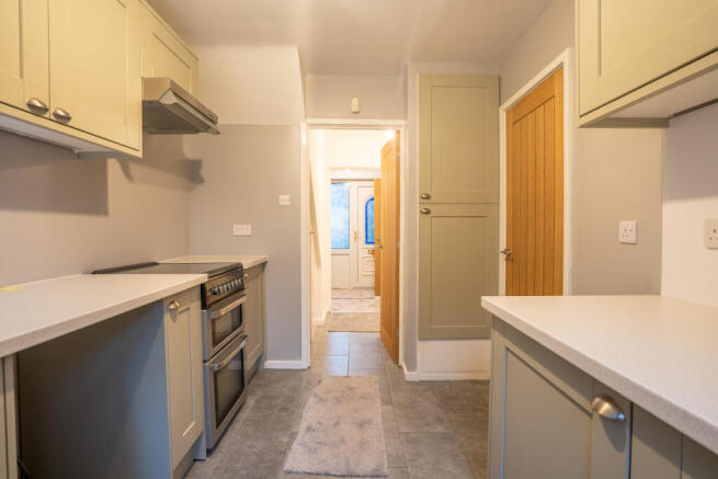 3 bed Terraced for sale Image 10