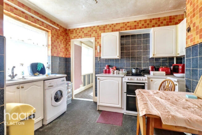The Avenue, Clacton-On-Sea photo 4