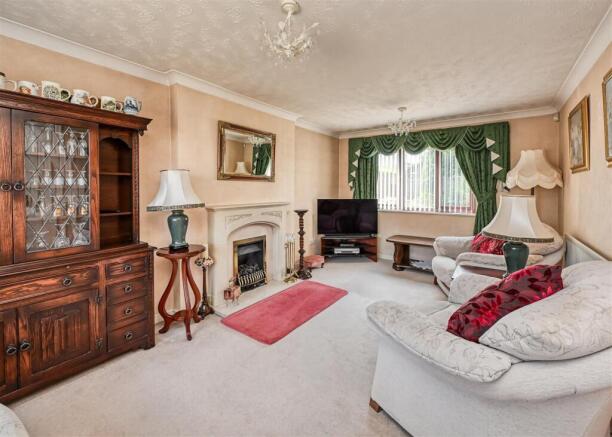44 Leasowe Drive-13.jpg