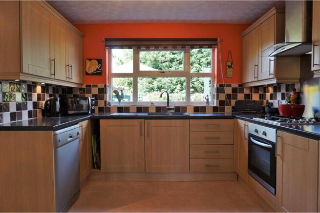 Kitchen / Breakfast