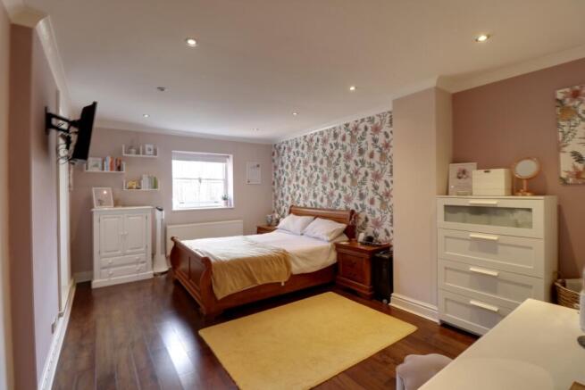 Bed 1 a
