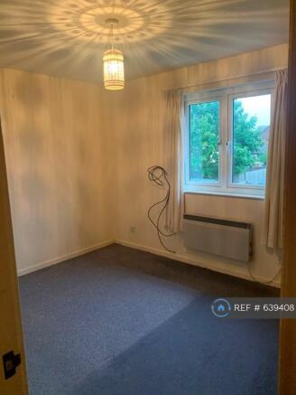 Bedroom (Main)