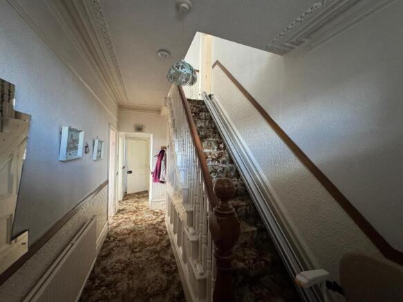 Hallway.jpeg