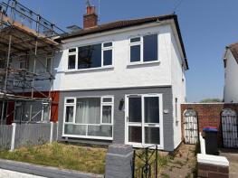 83, North Crescent, Southend-on-sea SS2 6TH