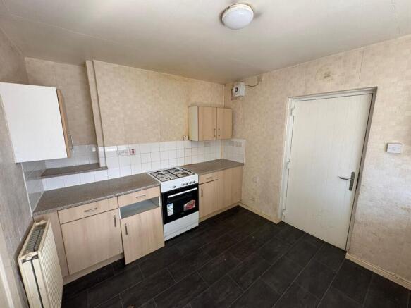 Oaklands Road, Salford photo 4