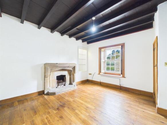 Living Room.jpg