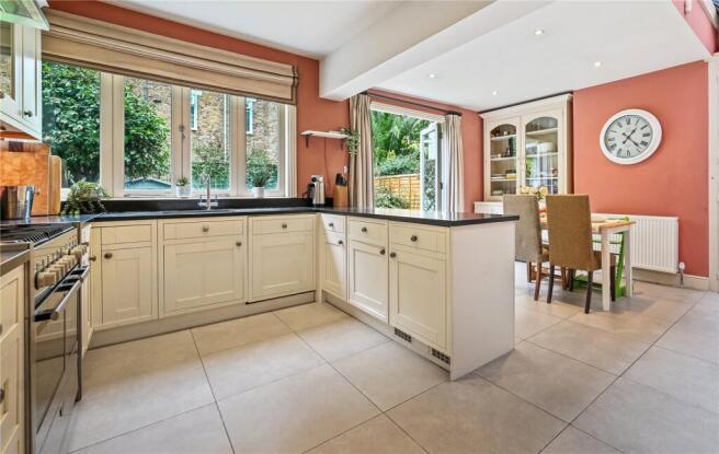 Kitchen/Dining