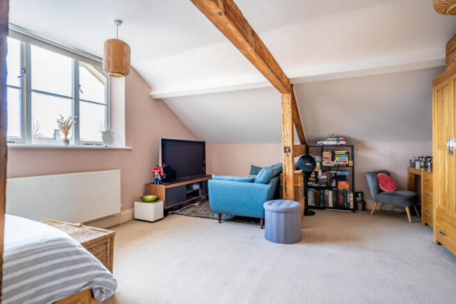 2 bed Penthouse for sale Image 7