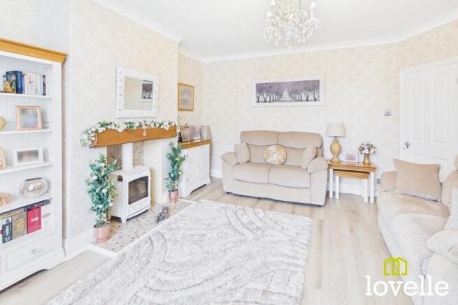 3 bed Terraced for sale Image 4