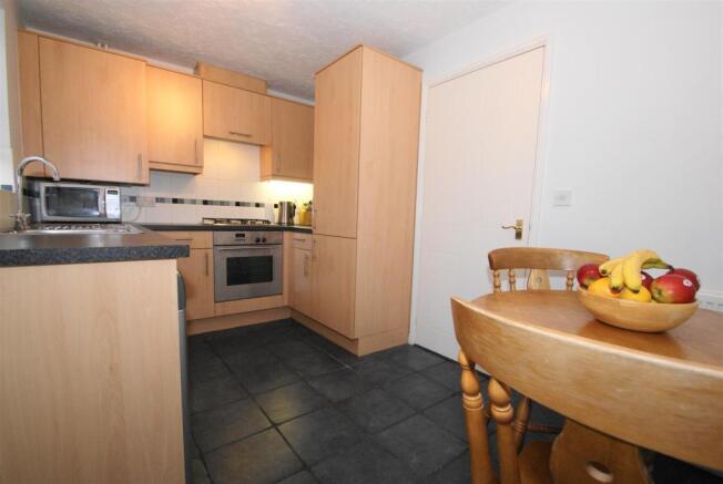 Price Close Kitchen 