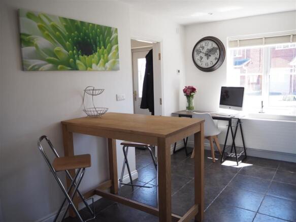 Dining Kitchen 740