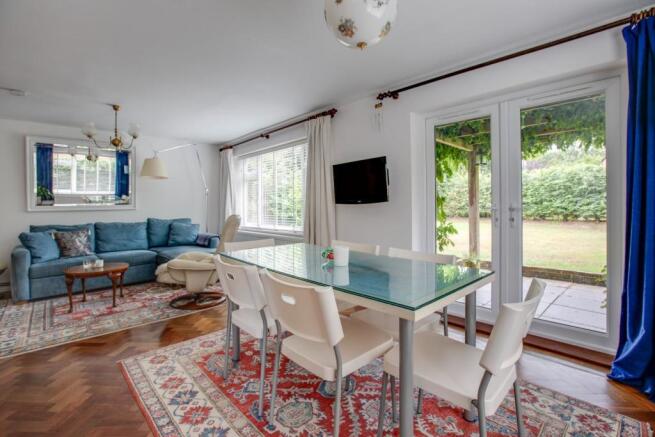 Sitting / Dining Room