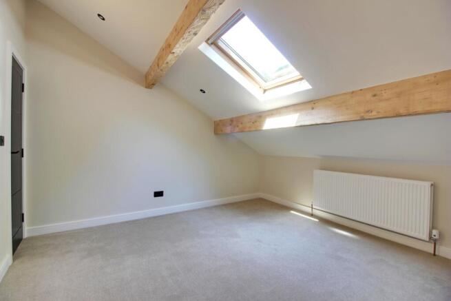 4 bed Terraced for sale Image 12