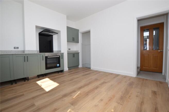 3 bed Terraced for sale Image 4