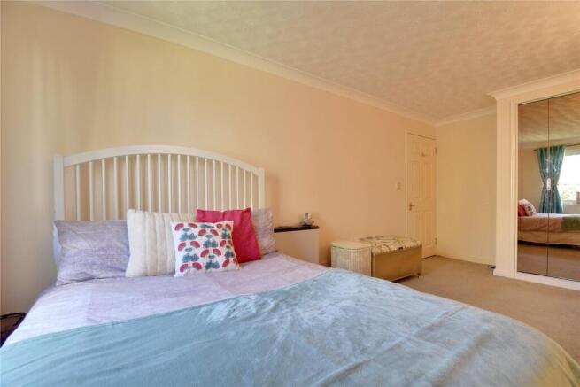 1 bed Apartment for sale Image 6