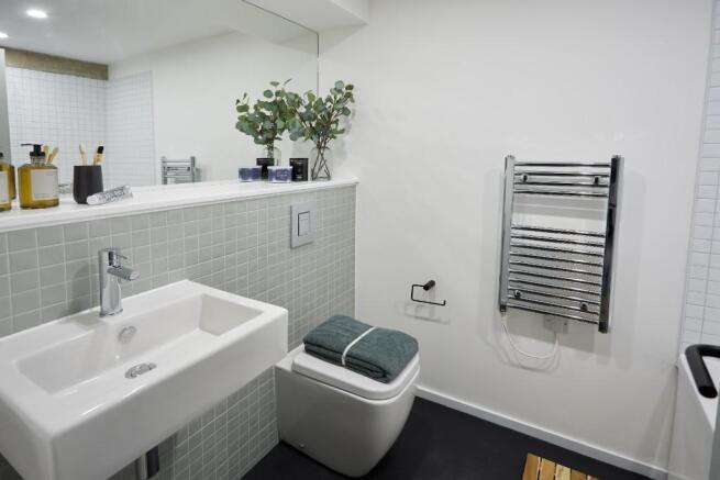 2 bed Town House to rent Image 6