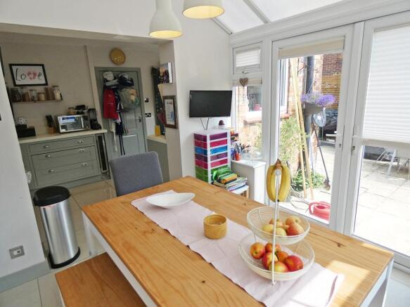 2268DiningRoomConservatory2.jpg