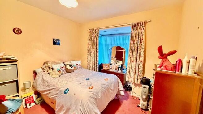 2 bed Bungalow for sale Image 6