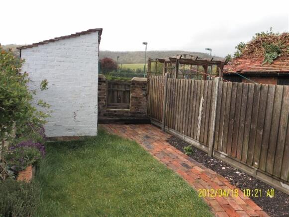 Photo 8