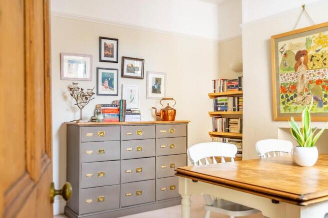 2 bed Terraced for sale Image 6