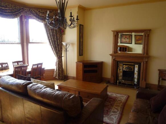 LOUNGE4