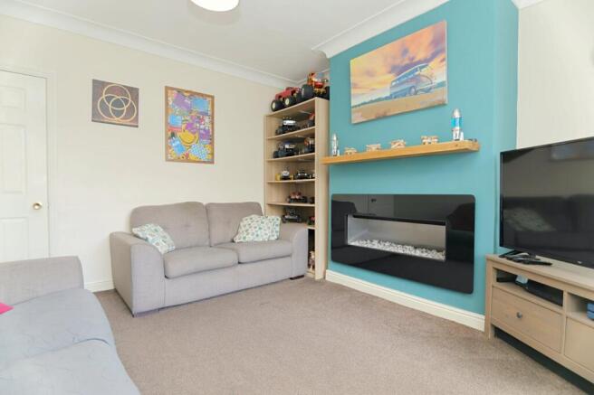 2 bed Semi-Detached for sale Image 4