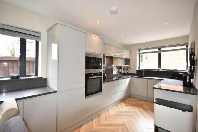 FURTHER VIEW - KITCHEN