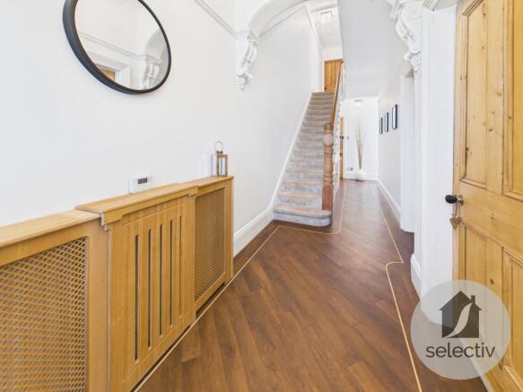 5 bed Terraced for sale Image 12