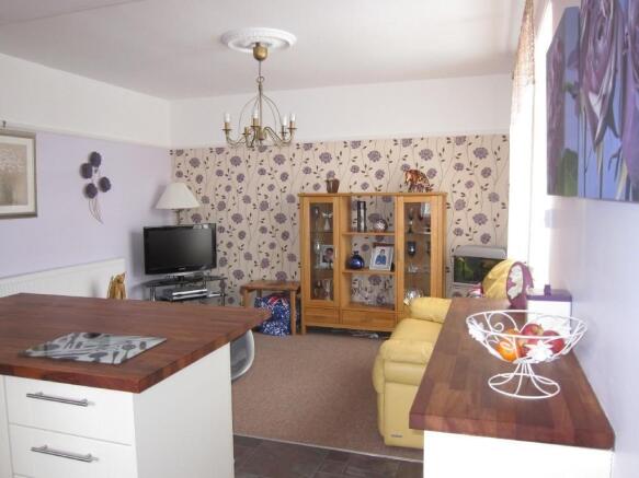Living/Dining Area