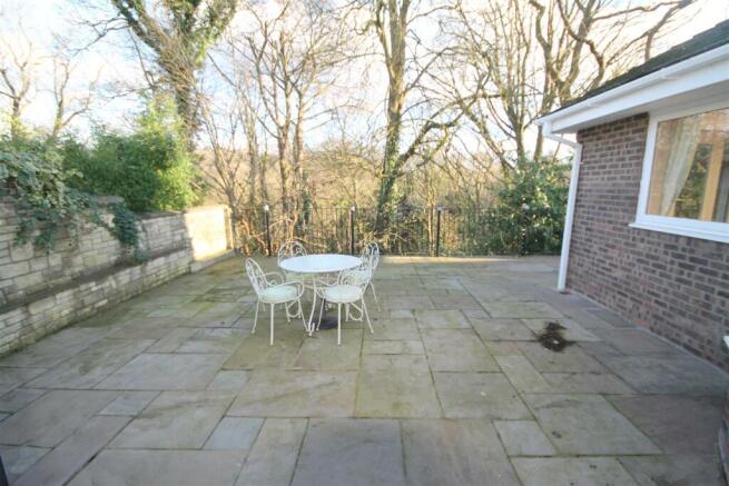 Rear Courtyard.JPG