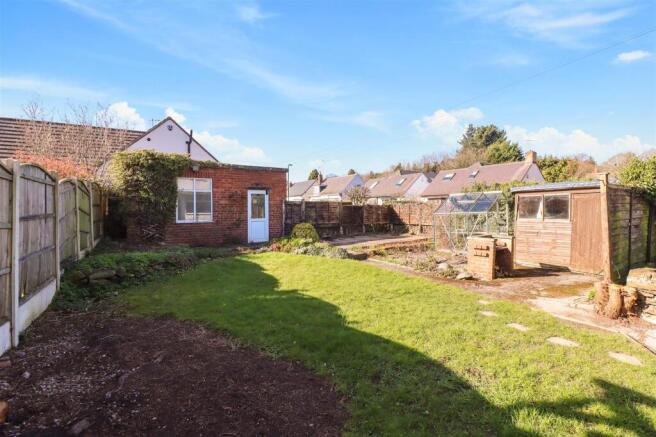Storrs Road, Chesterfield, S40 photo 3