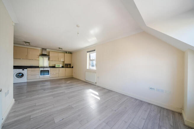 1524168-5-6aabd9b...